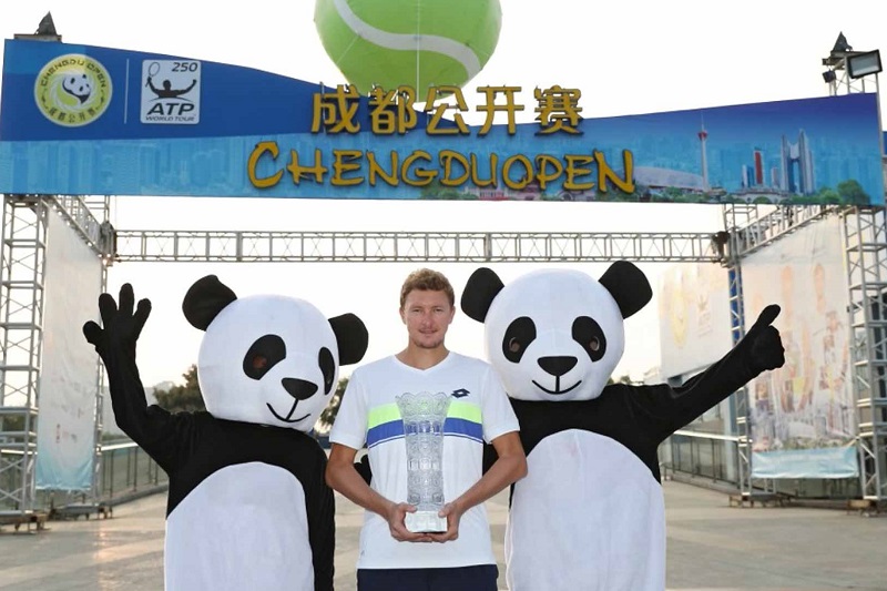 Baghdatis si blocca, a Chengdu vince Istomin