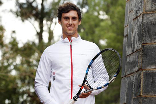 Numero 186 ATP, va in rosso per giocare a tennis