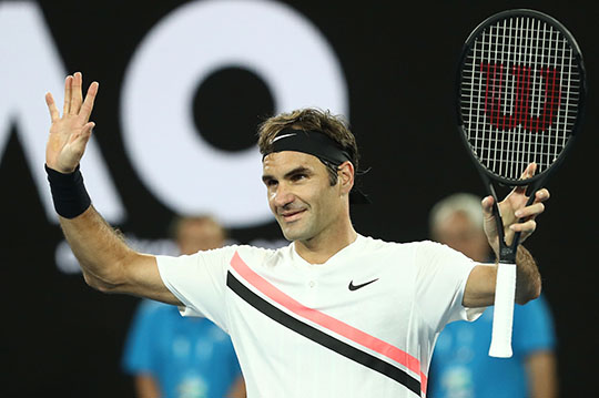Federer passeggia: contro Bedene basta il compitino