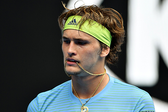 Zverev crolla, e sa di avere un problema