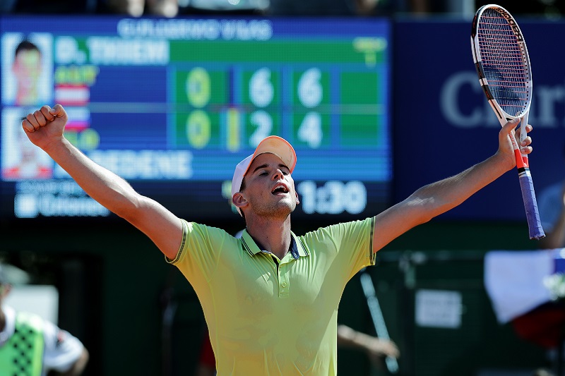 Thiem torna sulla terra… e torna a vincere