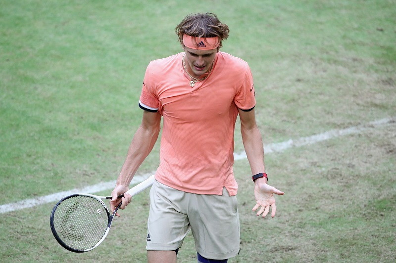 Zverev non sta ancora bene, Federer OK