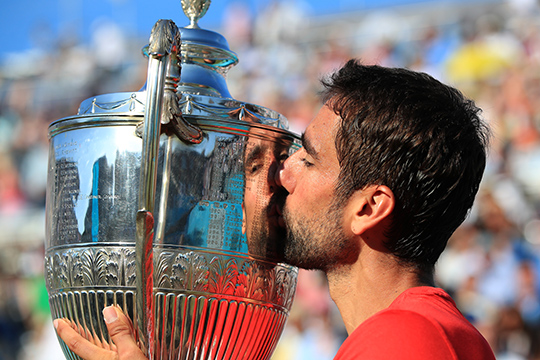 Il Queen’s è di Cilic, beffato Djokovic