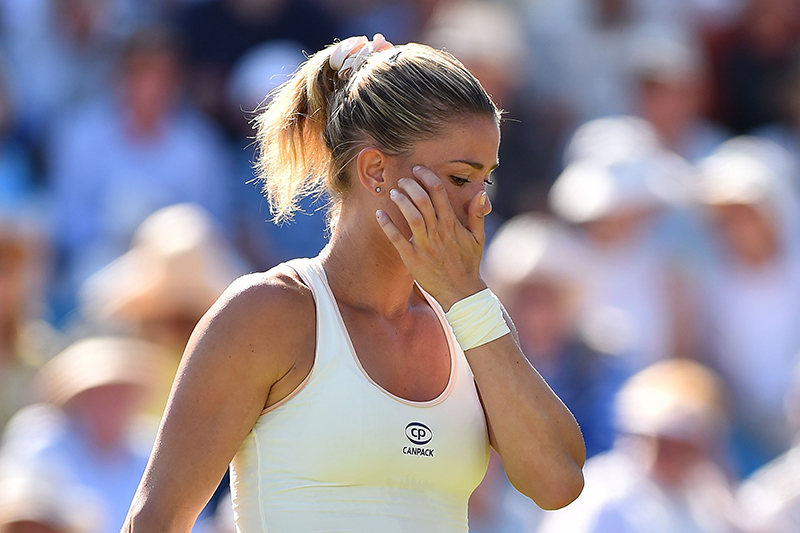 L’Italia scivola sull’erba