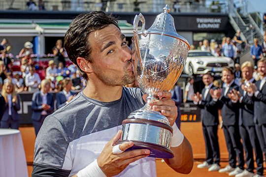 A Bastad la Gloria è (e suona) tutta per Fognini