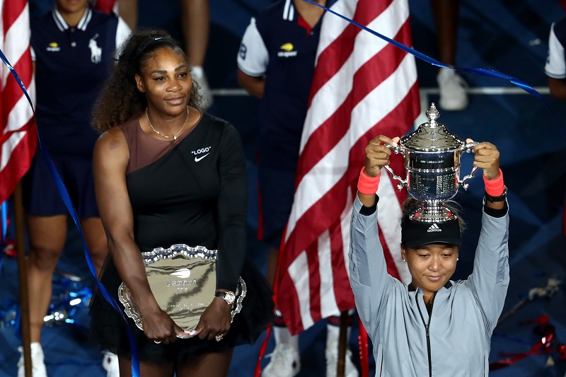 Serena impazzisce, il pubblico anche, Naomi vince