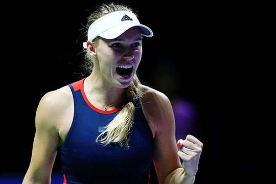 Wozniacki, tanta corsa per restare in corsa