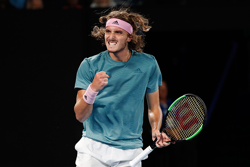 LA GRANDE SORPRESA: TSITSIPAS BATTE FEDERER. ABBIAMO UN NUOVO FUORICLASSE DAL TENNIS DIVERTENTE. ALLELUJA