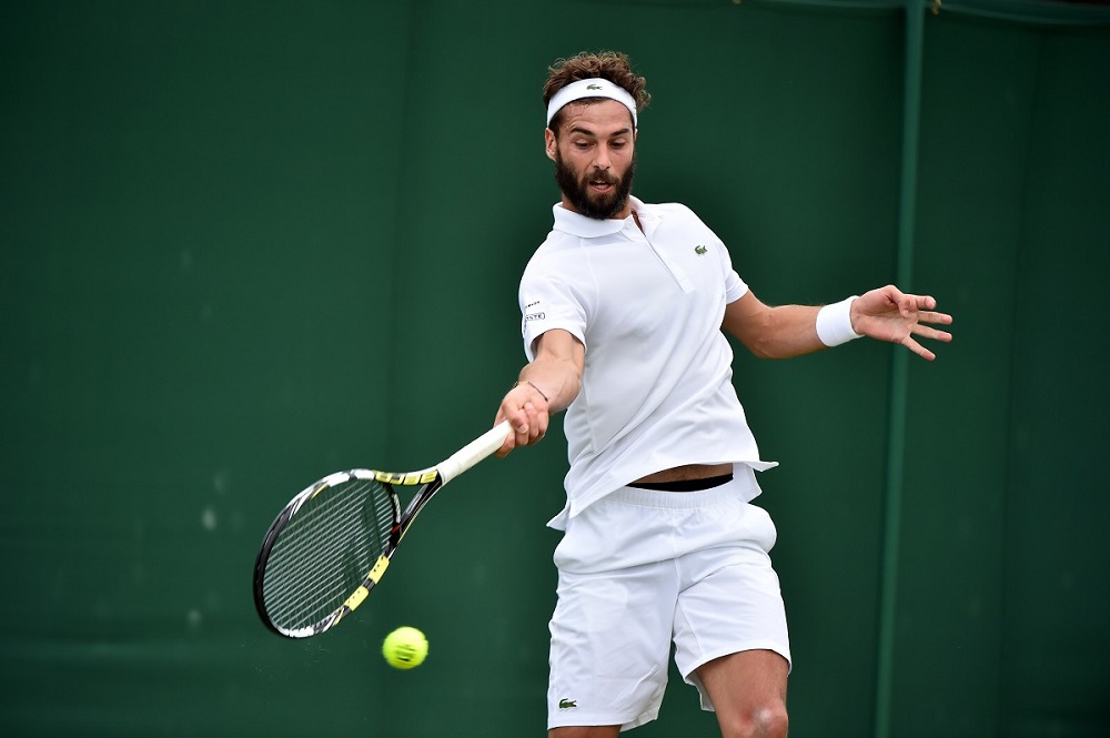 La sconfitta esaspera Paire. Se la prende con il torneo e sogna un cocktail a bordo piscina