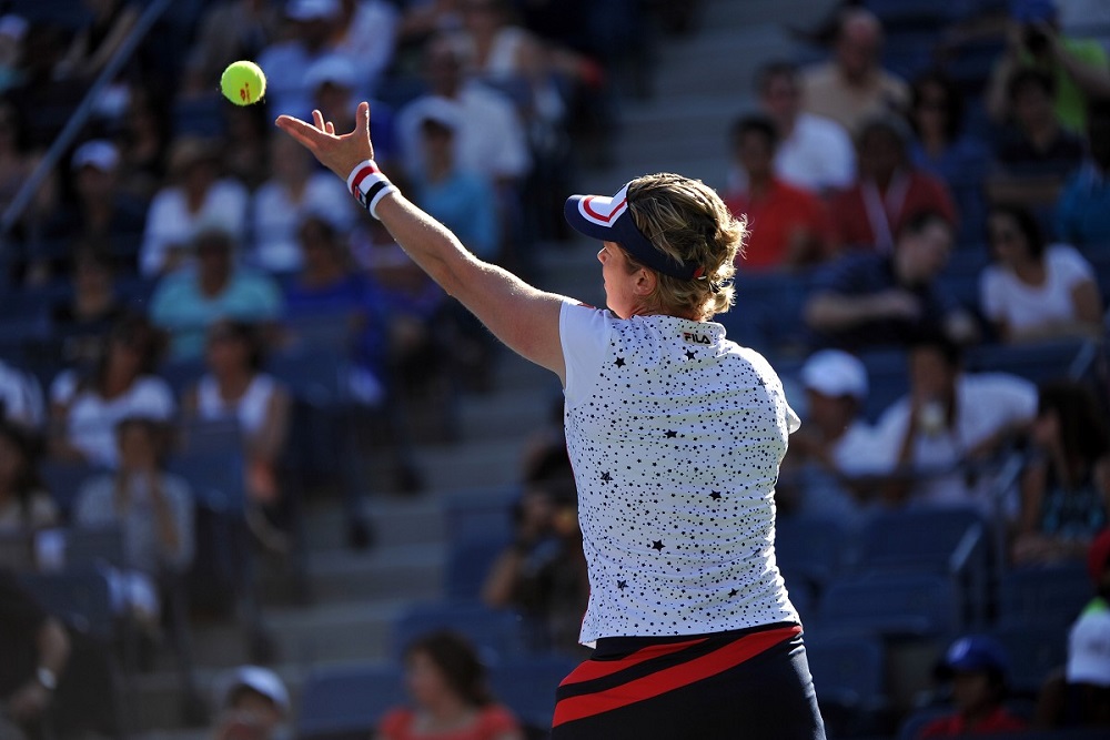 Sprazzi di Clijsters a Dubai ma contro Muguruza non basta