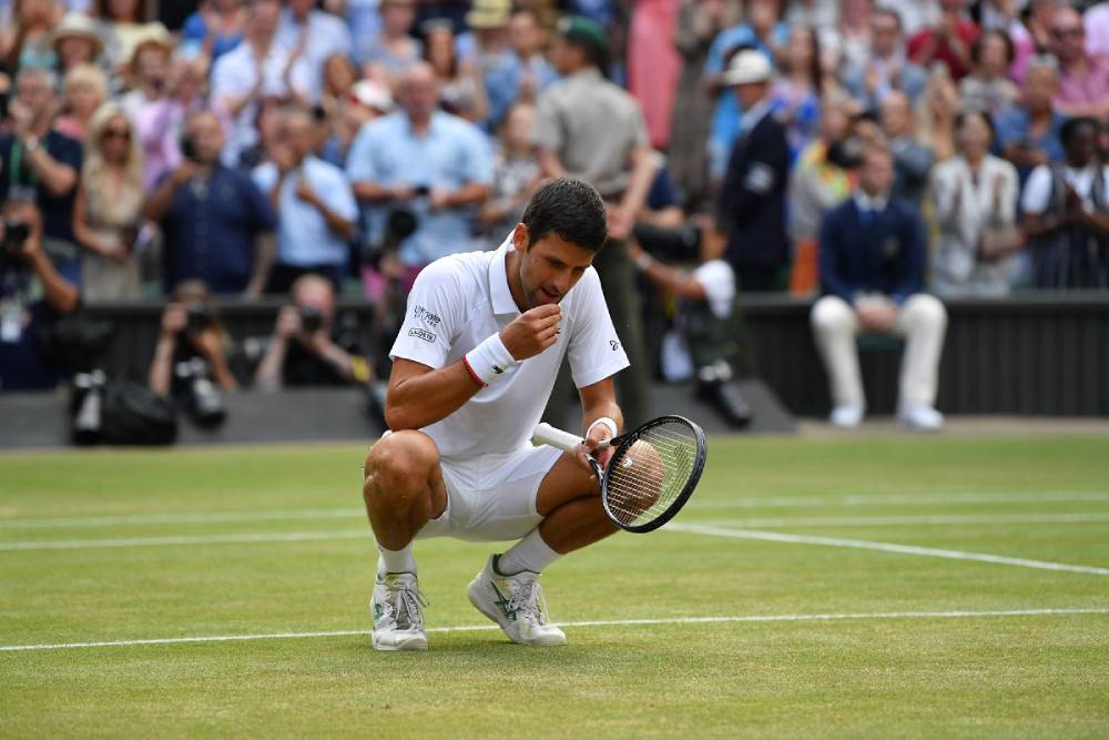 Mamma Djokovic: “Mio figlio si sente scelto da Dio. Federer è un po’ arrogante”