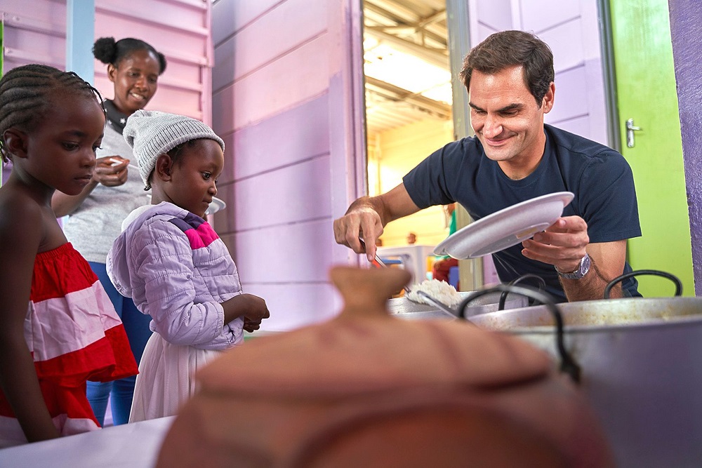 Federer dona un milione di dollari a bambini africani