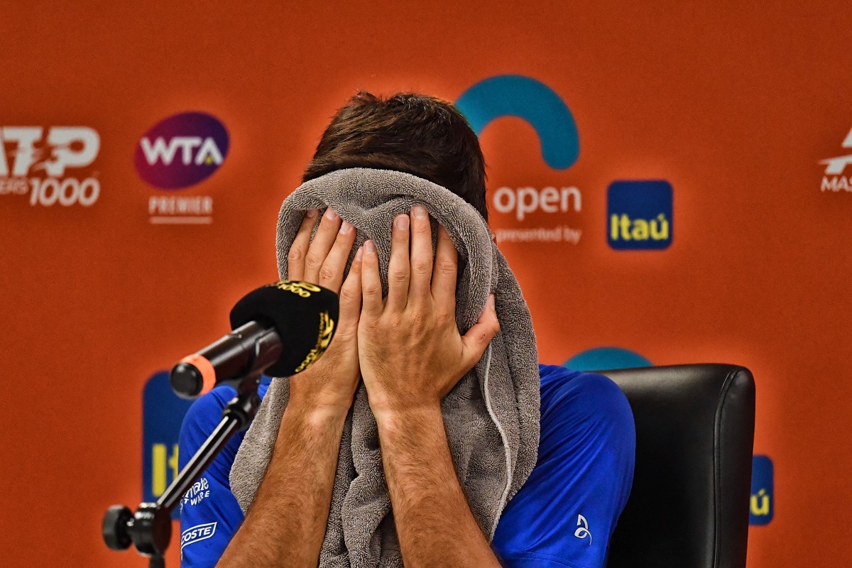 Djokovic, il leader che non dà l’esempio scaricato da tutti