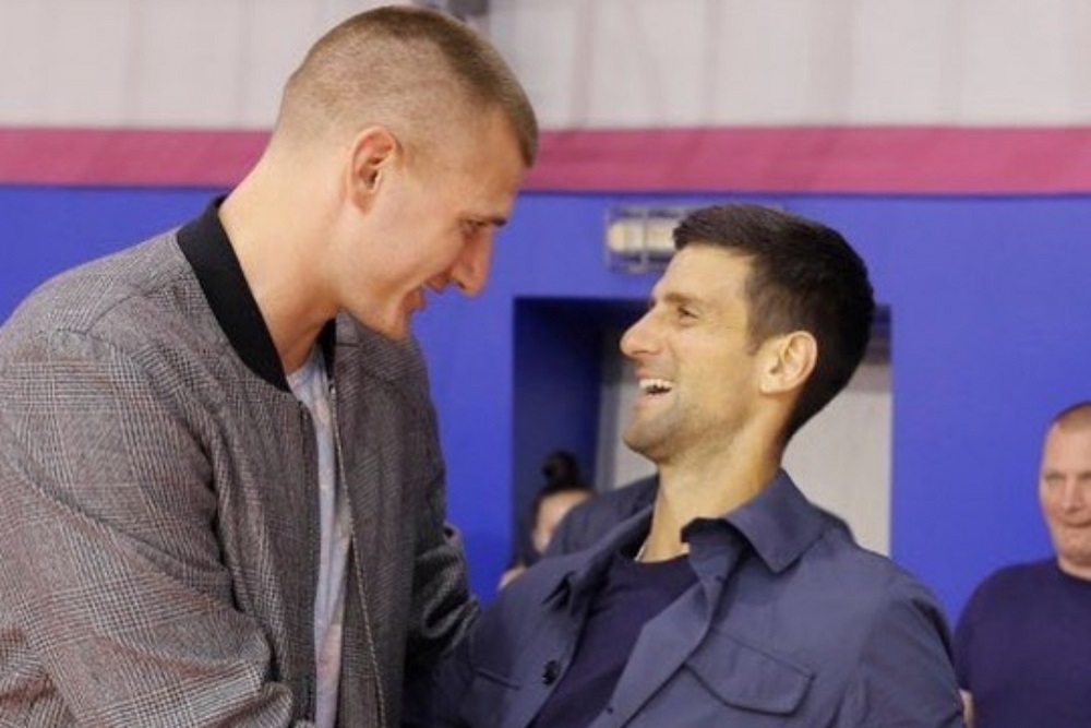 Il campione Nba Nikola Jokic positivo: era con Djokovic a Belgrado