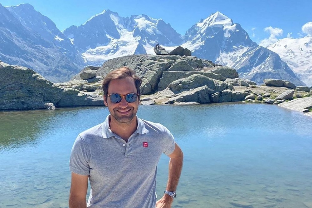 Roger Federer in mezzo alle montagne svizzere per la festa nazionale