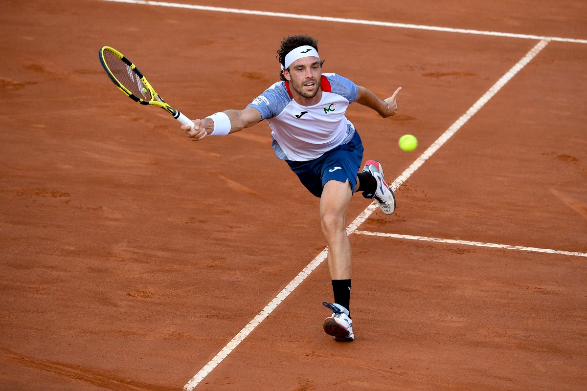 Roland Garros: avanzano Cecchinato e Travaglia, fuori Seppi