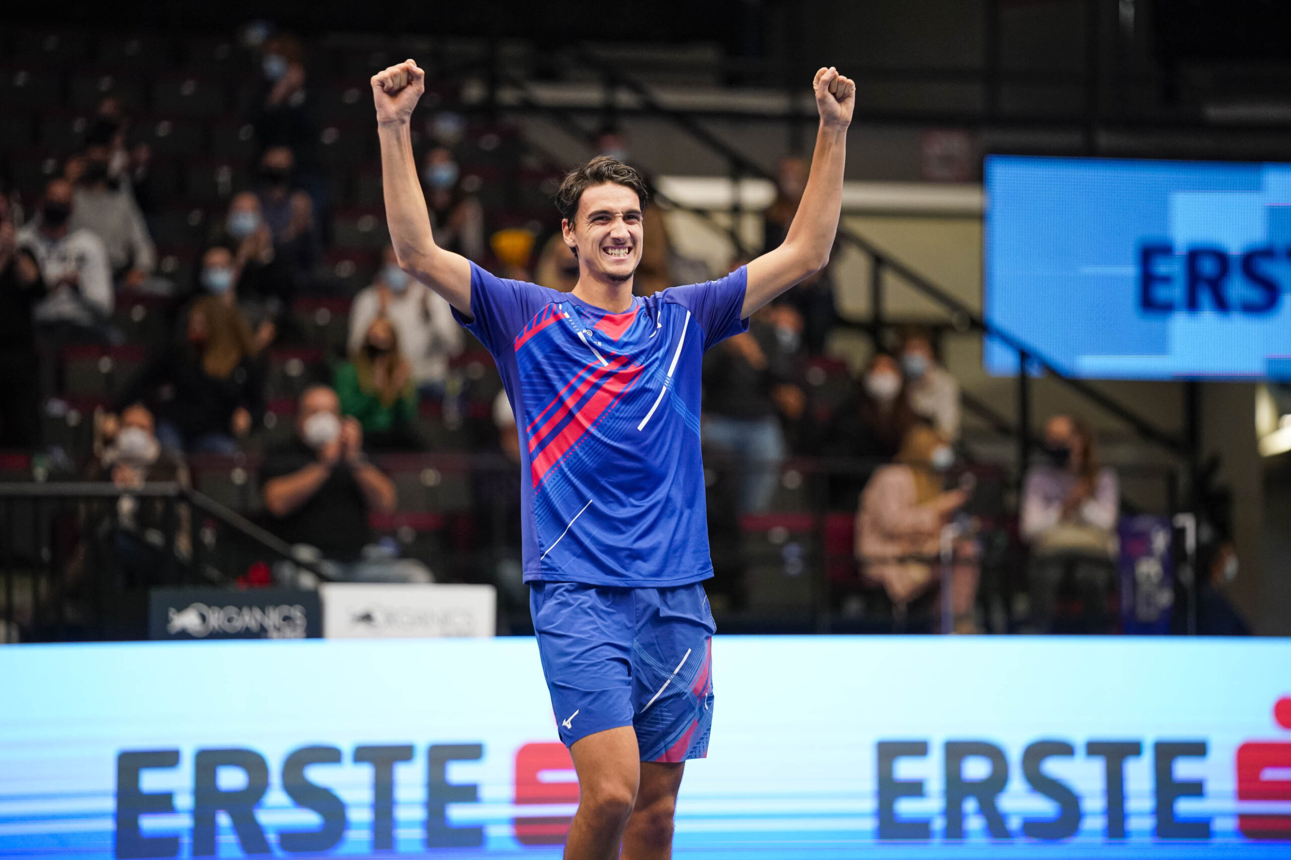 Masters 1000 Parigi Bercy: Sonego sul velluto all’esordio, Bublik battuto in due set