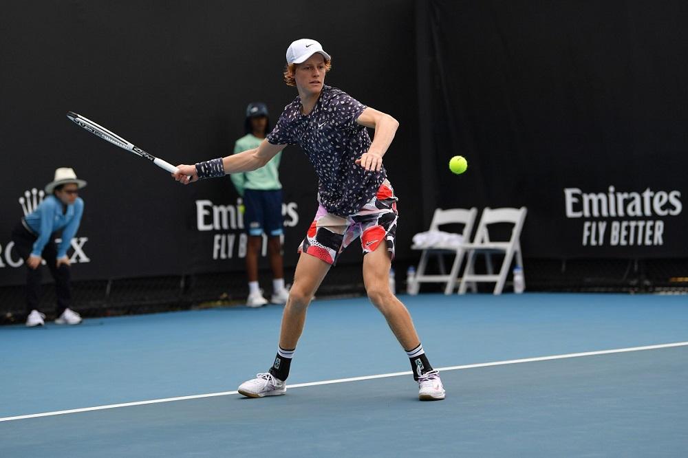 Day at the Drive, Sinner sconfitto dal duo Krajinovic-Djokovic