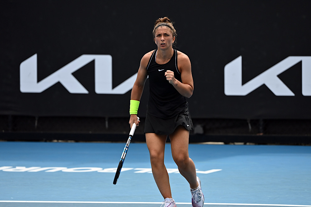 Sara Errani vola al terzo turno, sconfitta una dolorante Williams