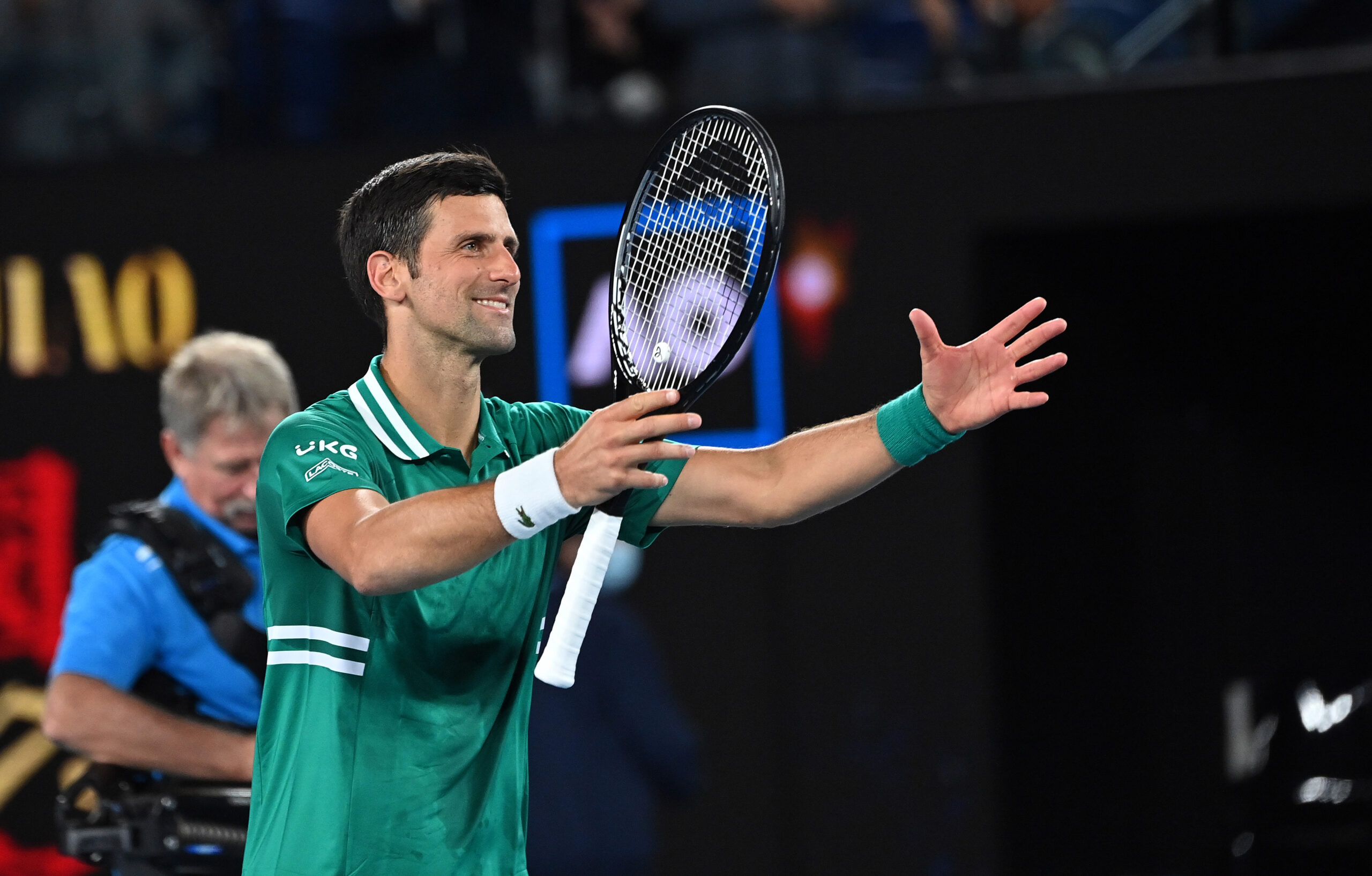 Australian Open, Zverev spreca e Djokovic non perdona: Nole in semifinale