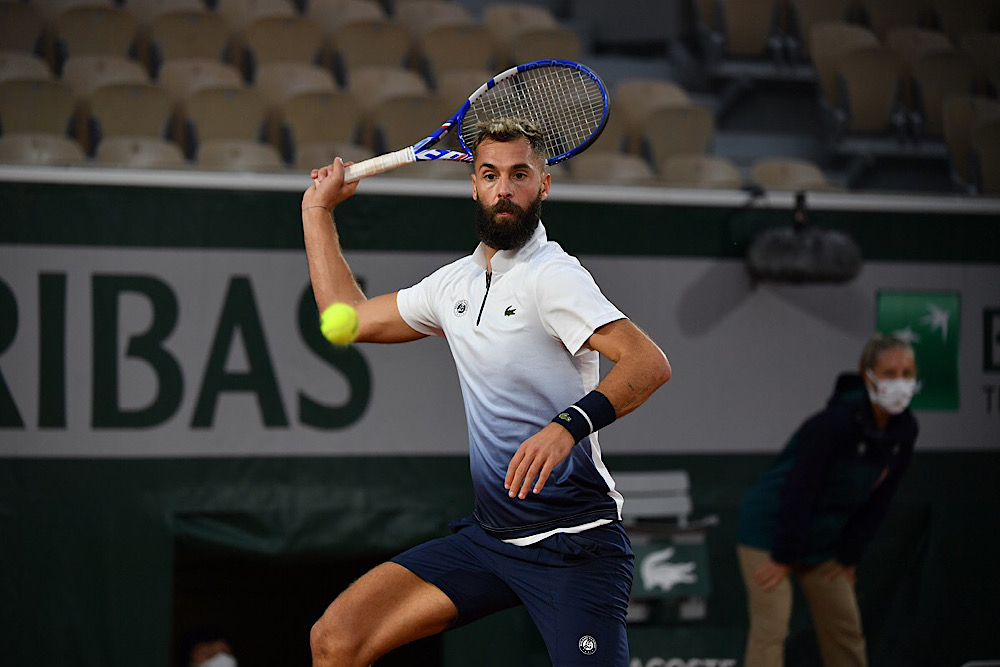 Buenos Aires, Paire sputa sulla riga e chiude con due doppi falli (video)