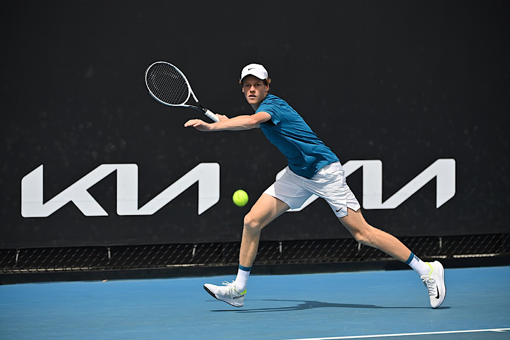 Atp Marsiglia: battaglia vincente per Jannik Sinner