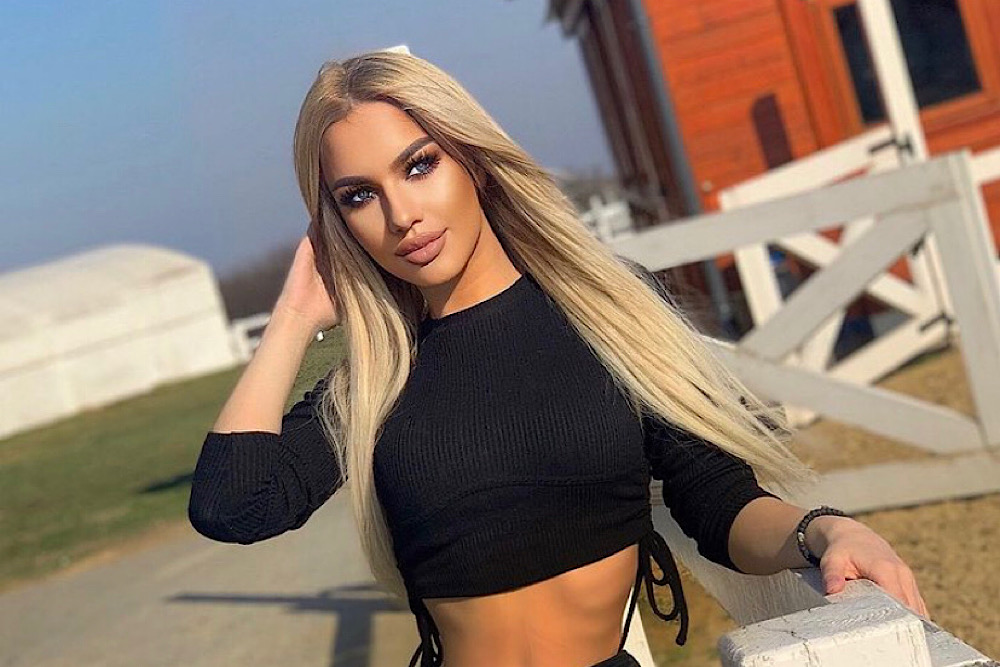 Rivelazione shock di Natalija Scekic: “Mi hanno offerto 60 mila euro per sedurre Novak Djokovic”