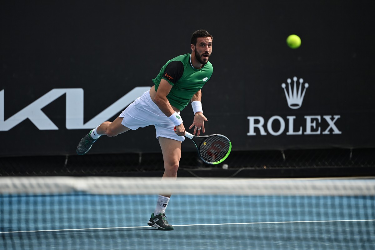 ATP Acapulco: Dzumhur impazzisce dopo una chiamata e viene squalificato (VIDEO)