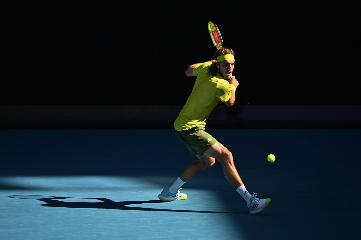 Atp Rotterdam, Tsitsipas in semifinale: sorpasso su Federer