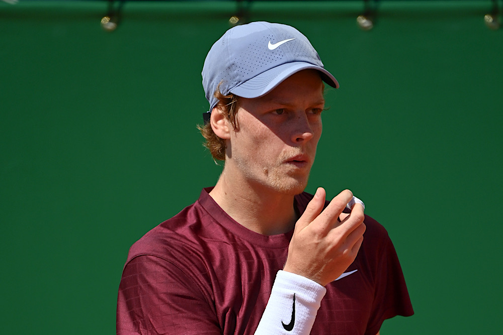 ATP Barcellona, Jannik Sinner supera Gerasimov all’esordio