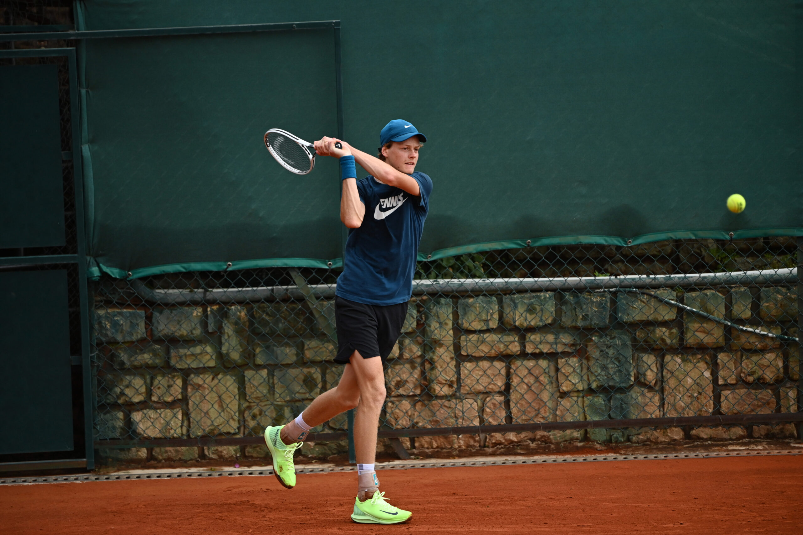 Sinner: “Djokovic è il favorito ma entrerò in campo per vincere”