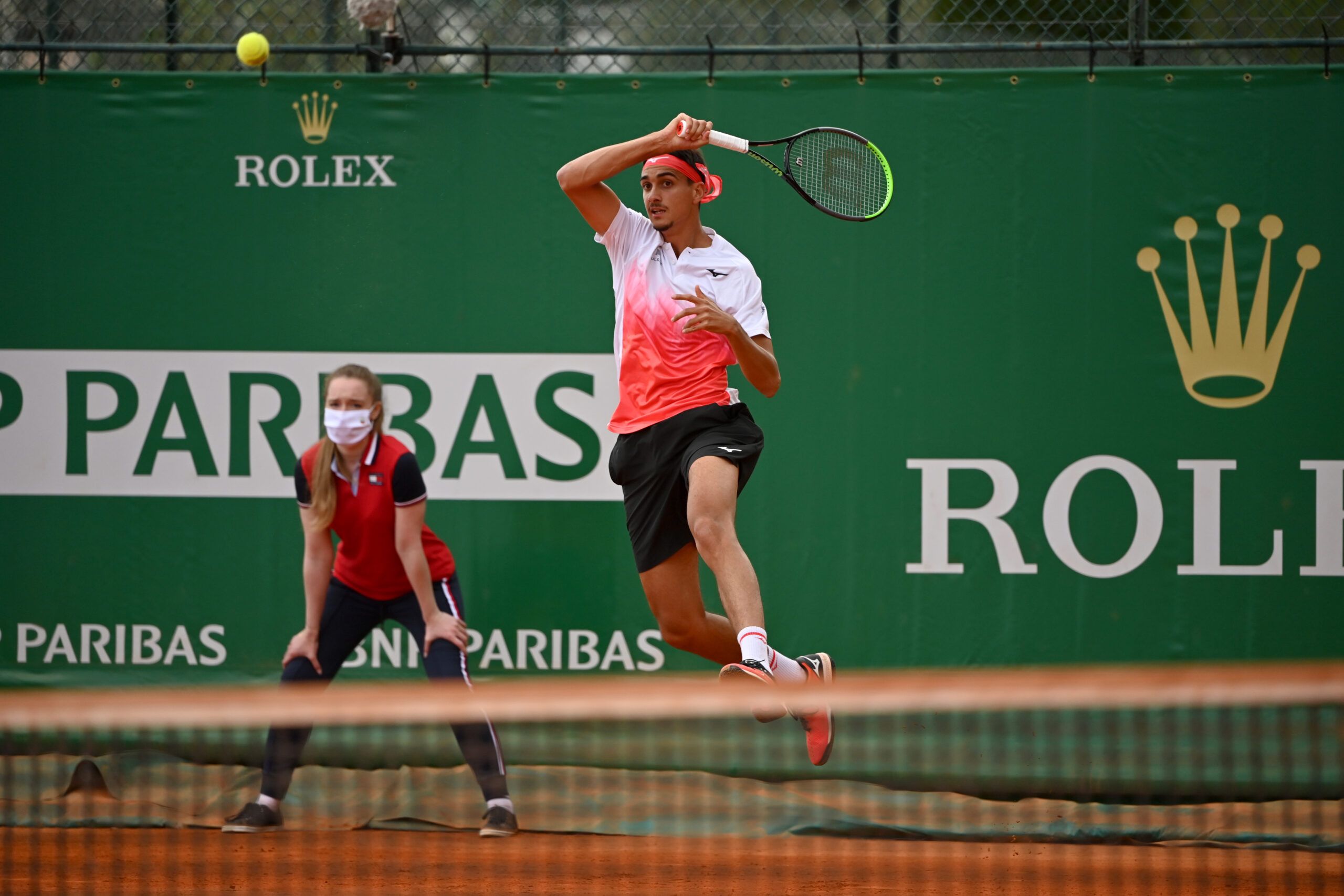 Montecarlo, Zverev ferma Sonego e si auto-applaude