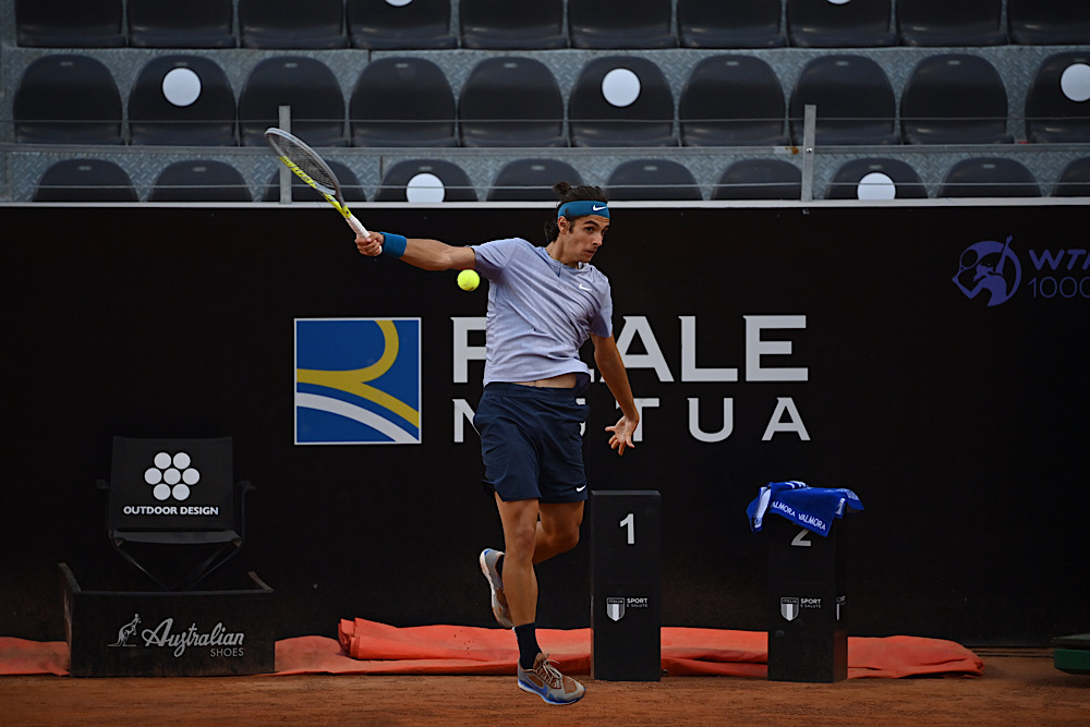 Opelka devastante: Lorenzo Musetti si arrende in due set