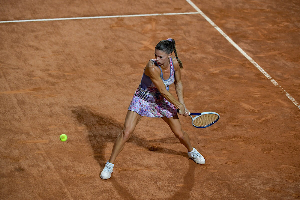 Roma: Camila Giorgi si arrende a Sorribes Tormo dopo una maratona