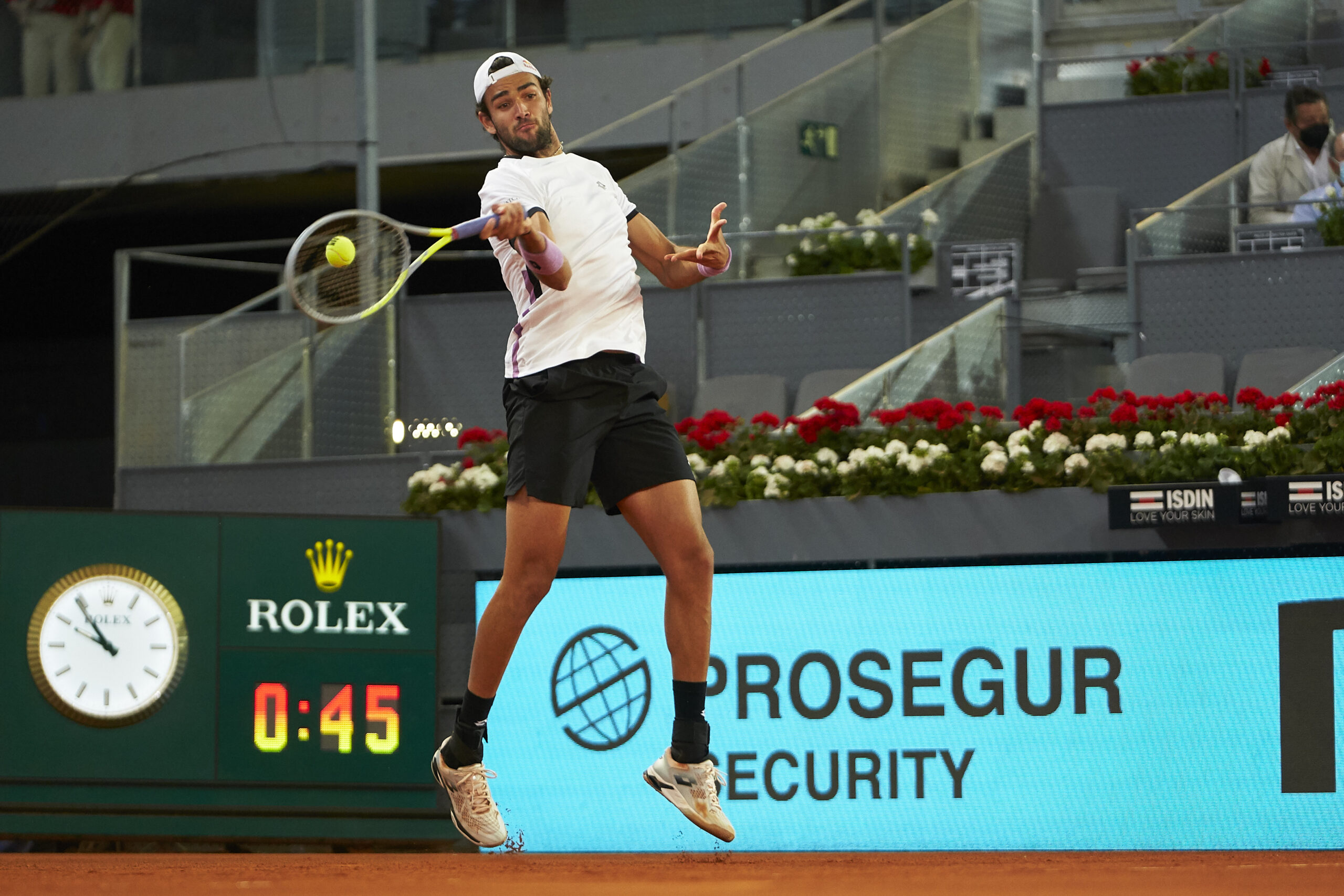 Masters 1000 Madrid: Zverev batte Berrettini in tre set