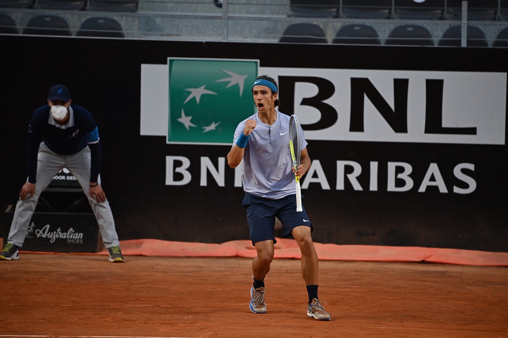 Roland Garros: Musetti in versione deluxe, Goffin dominato