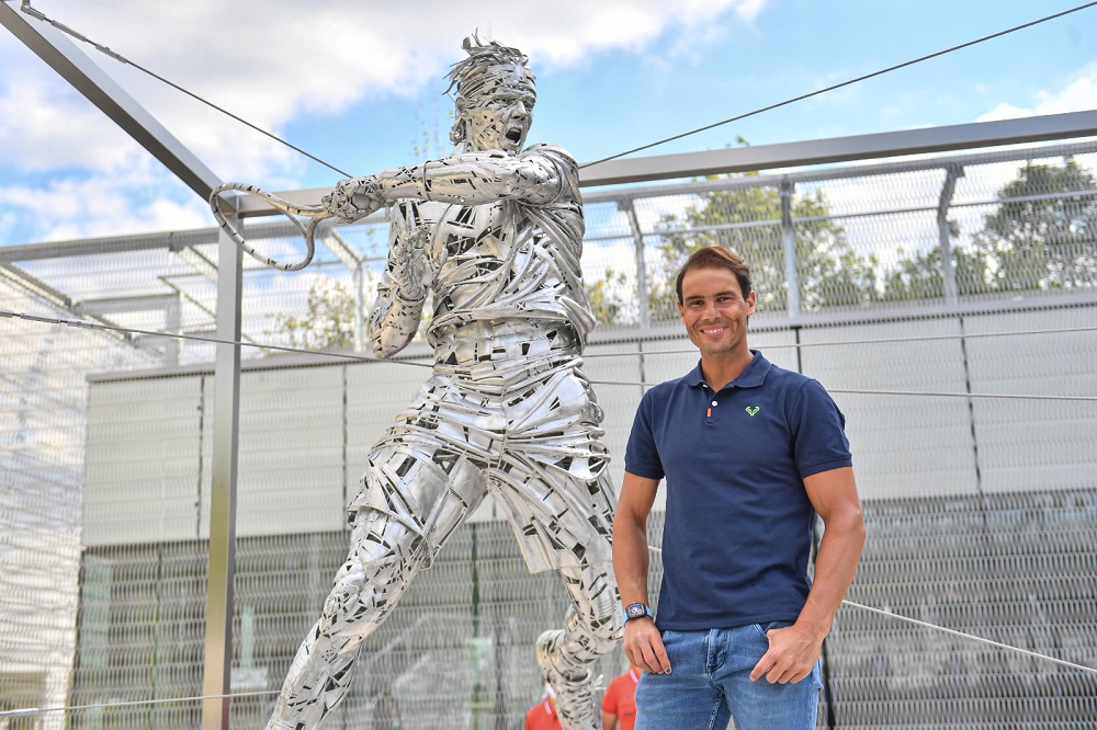 Una statua in onore di Rafael Nadal è stata inaugurata al Roland Garros