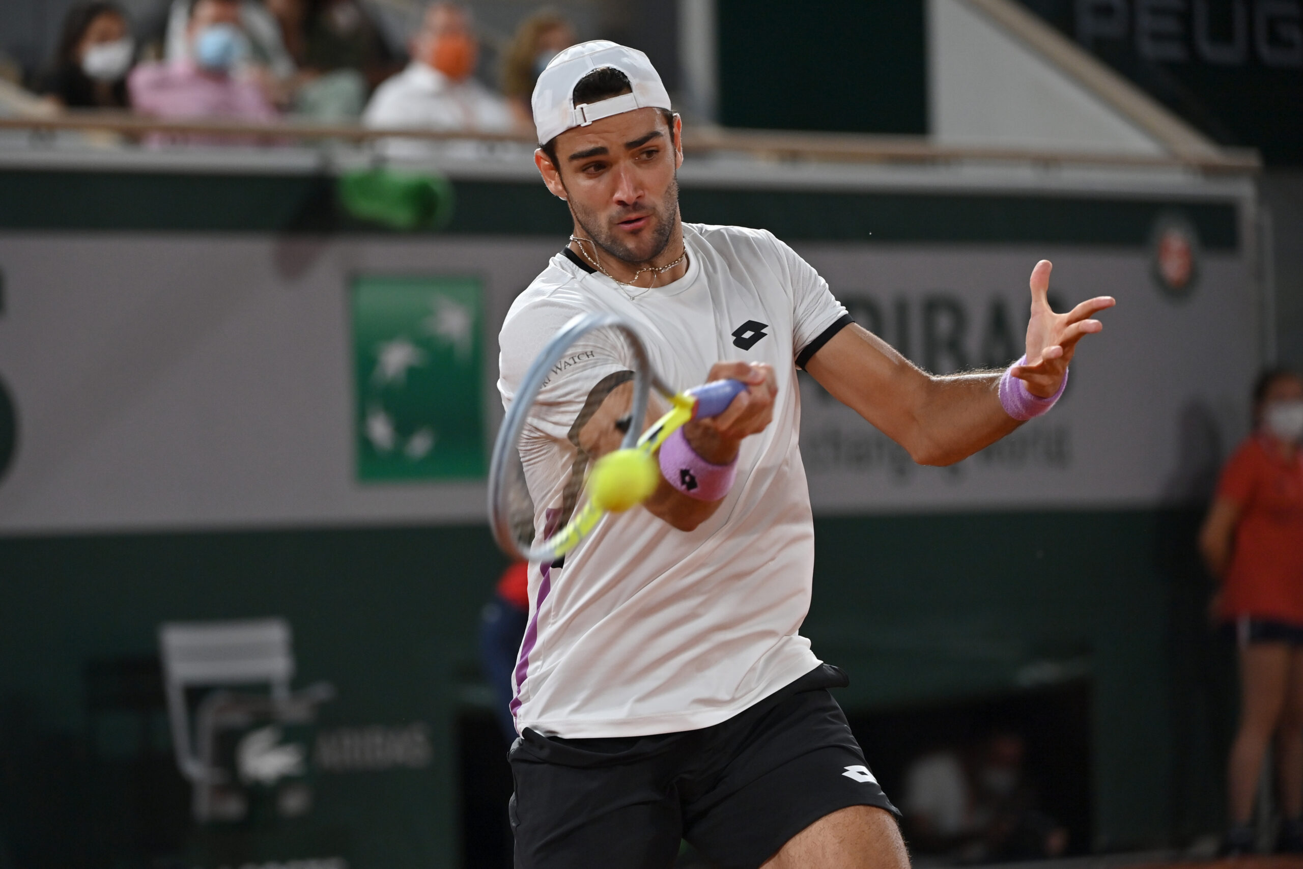 Race to Turin: Berrettini stacca Karatsev e Sinner