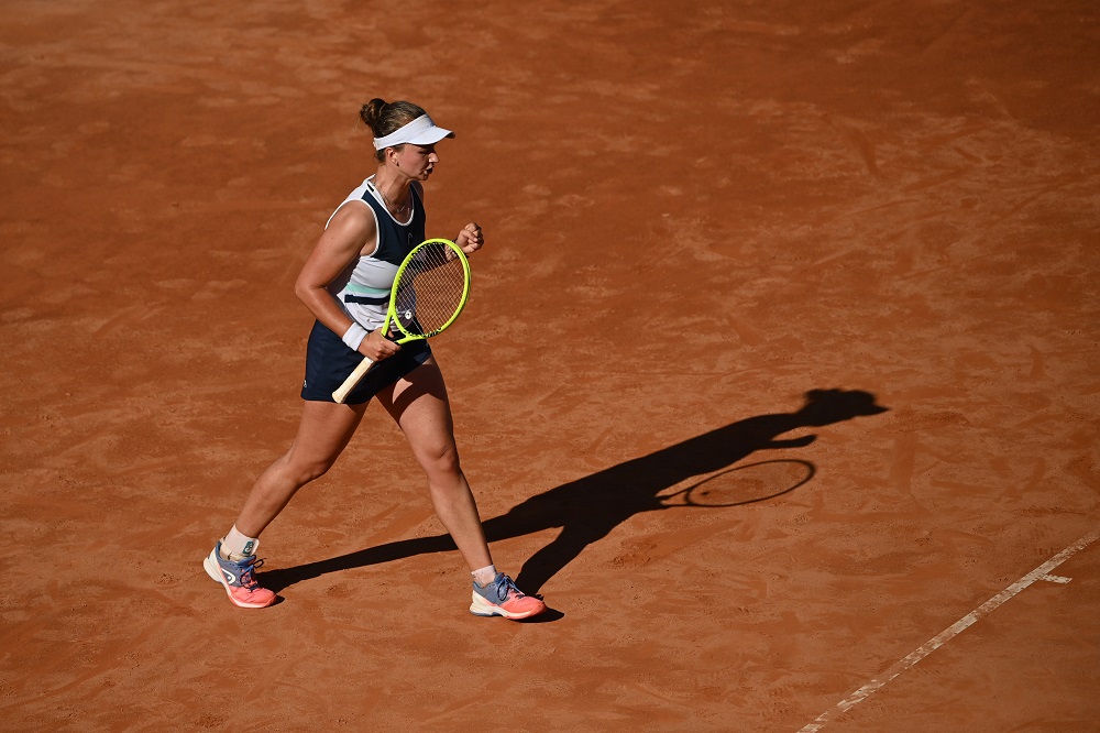 Barbora Krejcikova conquista Parigi nel segno di Jana Novotna: primo titolo Slam in singolare