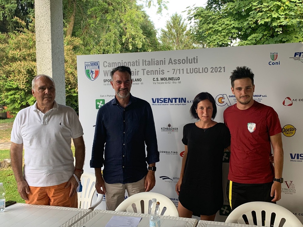 Una racchetta e due ruote: a Milano i campionati nazionali di tennis in carrozzina