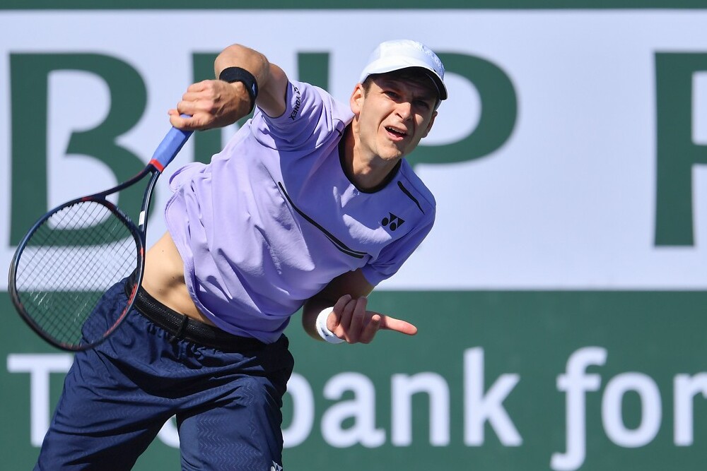 Wimbledon, Hurkacz fa l’impresa. Sconfitto in rimonta Medvedev, ora c’è Federer