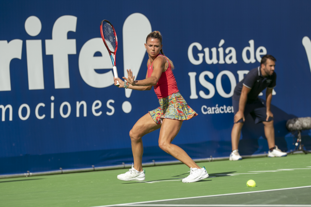 WTA 250 Tenerife, Camila Giorgi senza pietà: vittoria autorevole contro Arantxa Rus nei quarti di finale