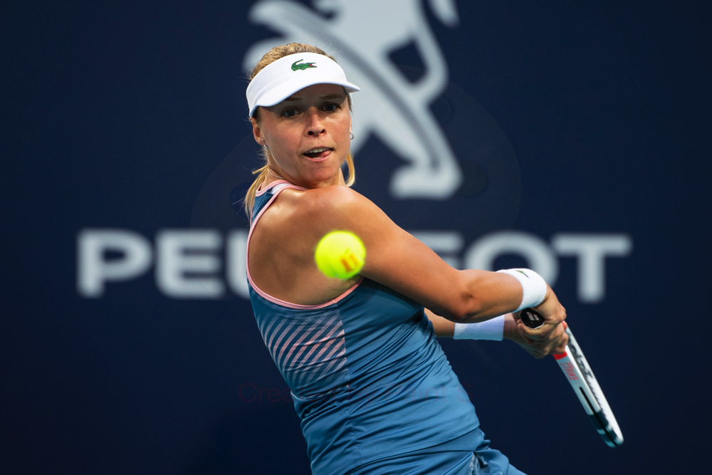 WTA Finals, Kontaveit supera Sakkari in tre set e raggiunge la finale