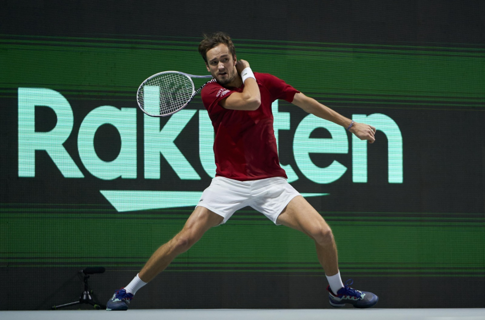 Coppa Davis, Daniil Medvedev archivia la pratica: la Russia torna in finale dopo quattordici anni