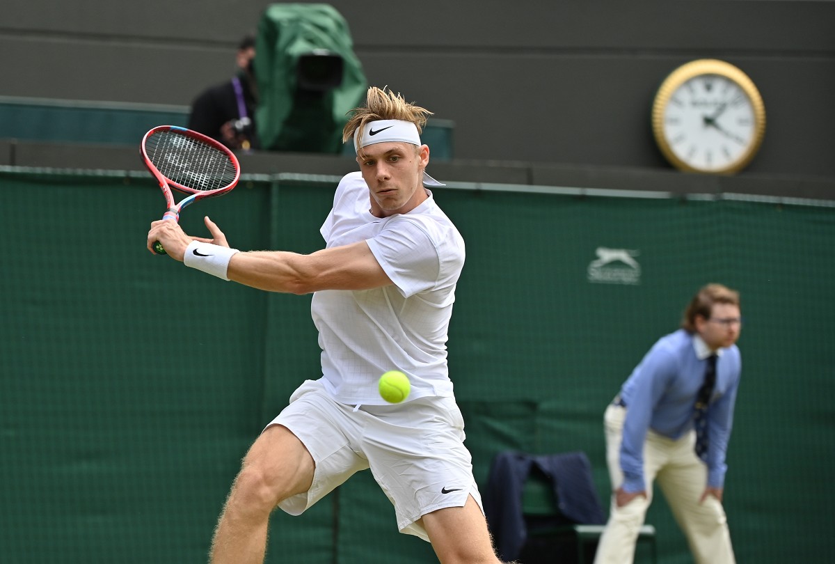 Shapovalov positivo al coronavirus: “Sintomi lievi, non vedo l’ora di tornare in campo”