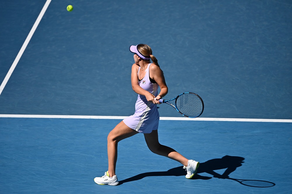 WTA Adelaide: Lucia Bronzetti esce a testa alta, Sofia Kenin torna con un successo
