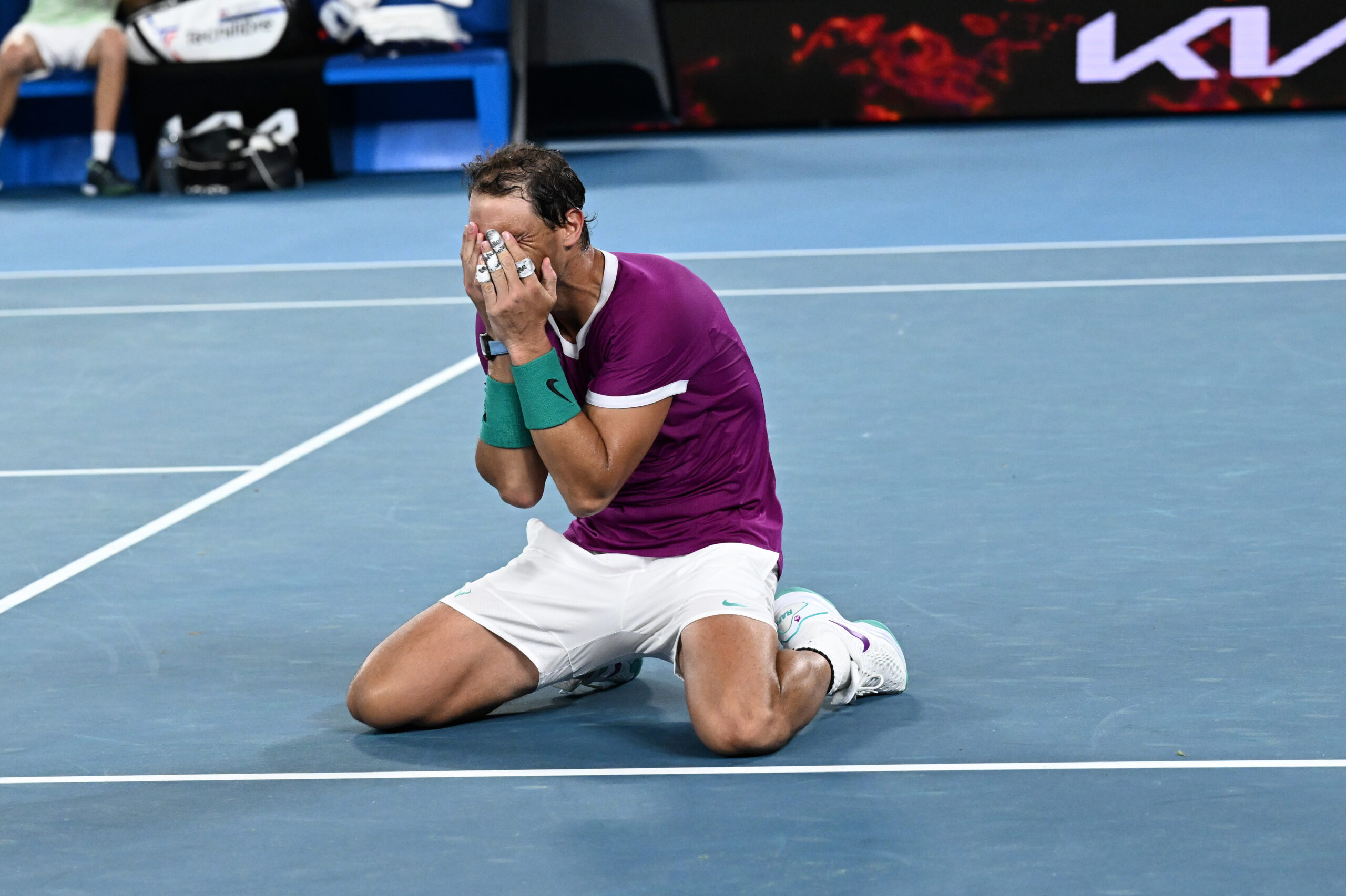 Realtà e fantasia si intrecciano: Nadal rintuzza l’assedio di Medvedev e fa 21