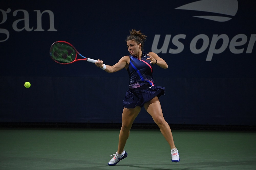 WTA Melbourne 2, Jasmine Paolini esce di scena contro Begu