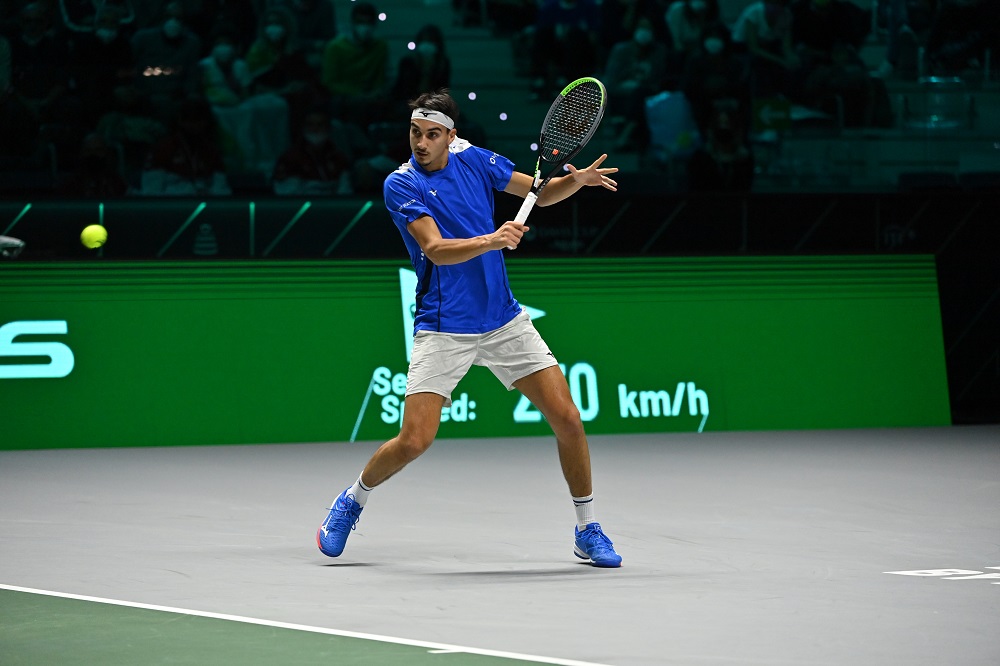 Australian Open, buona la prima per Sonego: vittoria in tre set su Querrey