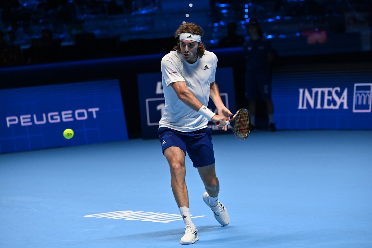 Rotterdam, Thomas Enqvist avvistato in allenamento con Stefanos Tsitsipas: novità in arrivo nel team del greco?
